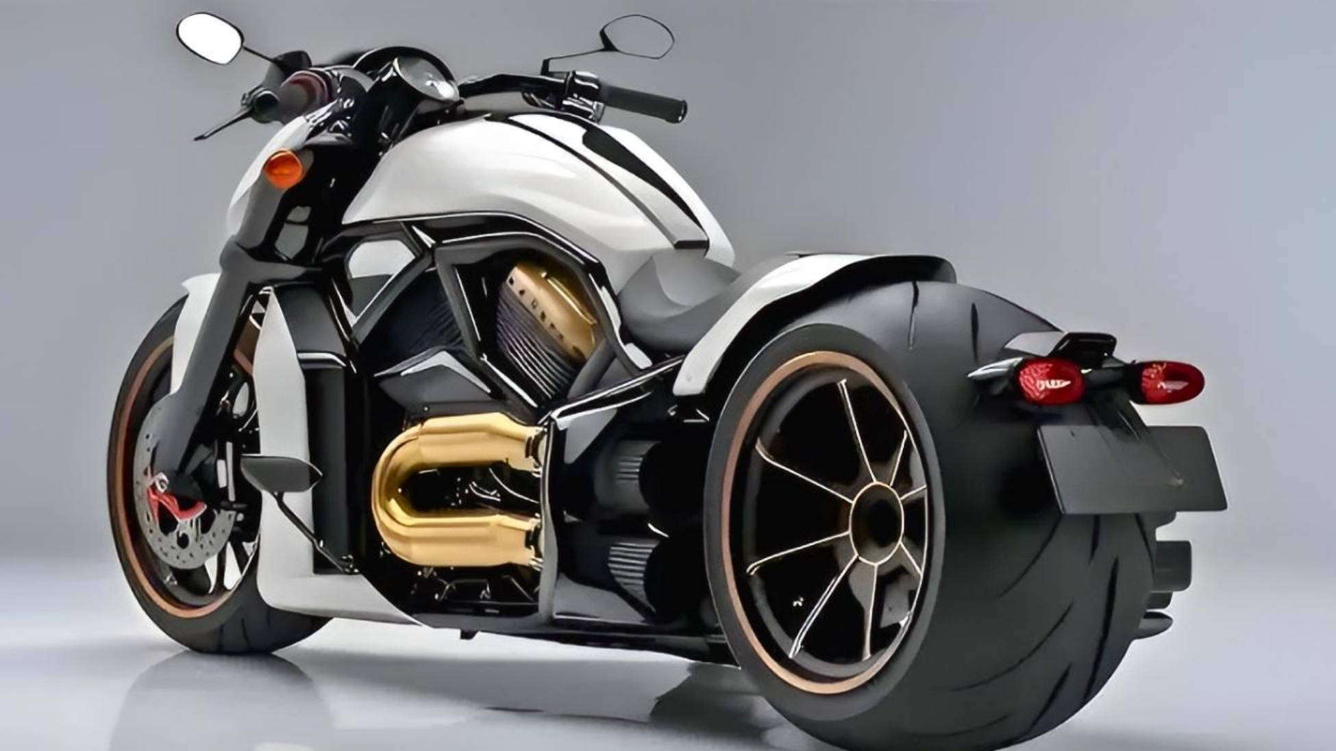 Harley-Davidson V-Rod Review – Premium Power Cruiser With Unmatched Performance & Design